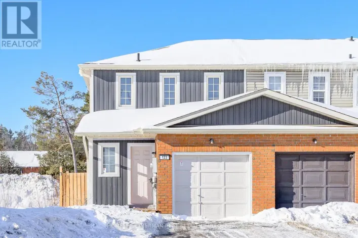 123 ALBERT STREET S, Kawartha Lakes