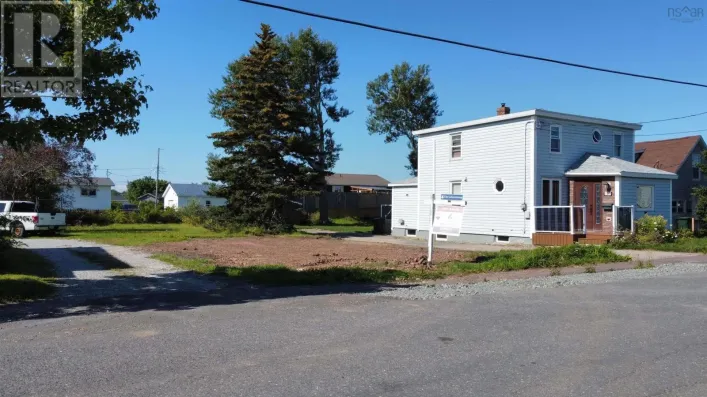 123 Brookland Street, Glace Bay