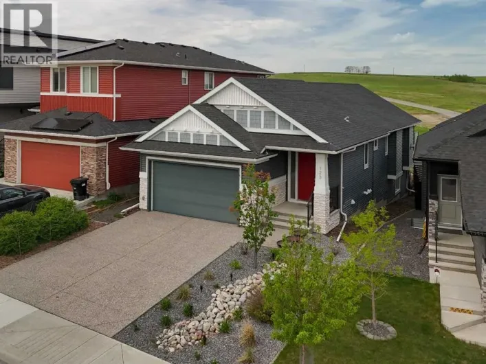 123 Crestridge Hill SW, Calgary