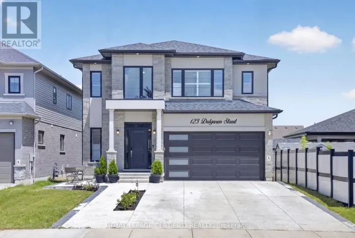 123 DULGAREN STREET, Hamilton
