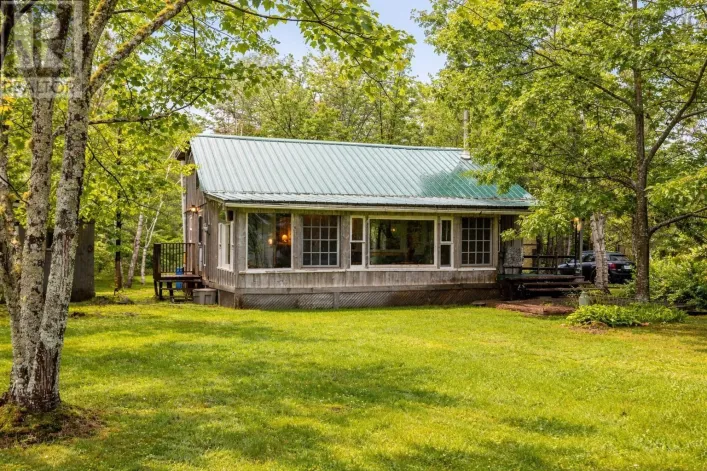 123 Fieldwood Lane, Brule Shore