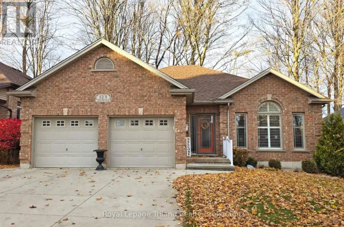 123 FORESTWAY TRAIL, Woodstock