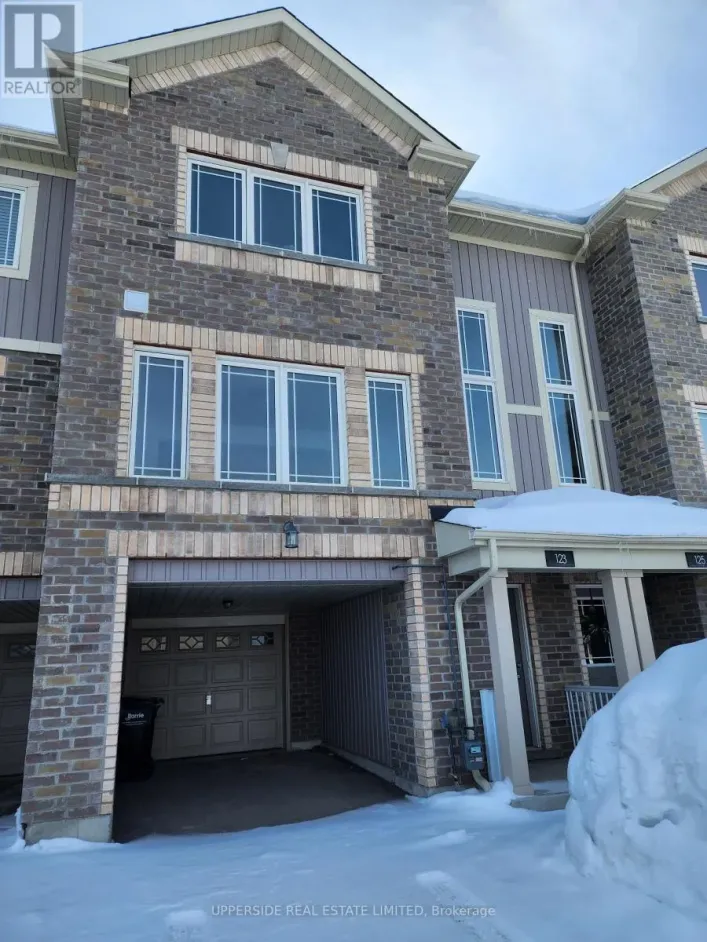 123 FRANK'S WAY, Barrie