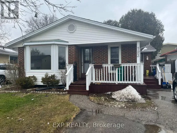 123 GREENDALE CRESCENT, Kitchener