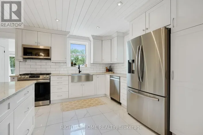 123 JOHN STREET, Kawartha Lakes