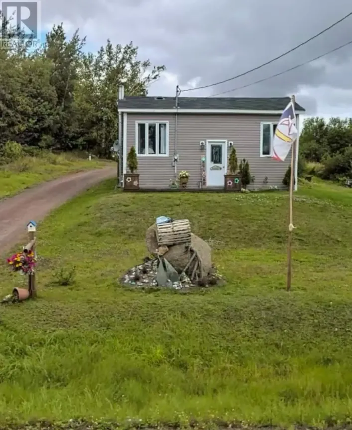 123 Main Street, Phillips Head