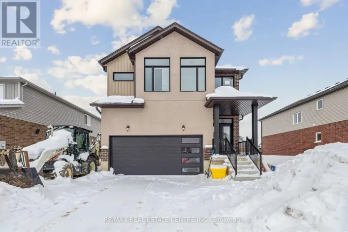 123 MAPLE STREET, Mapleton