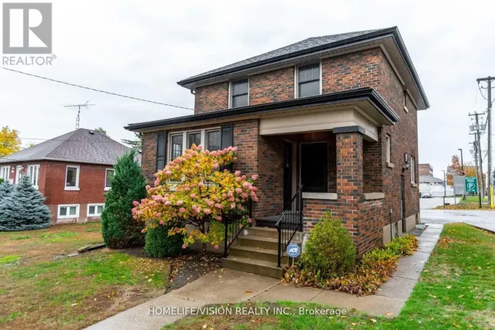 123 MARY STREET E, Whitby