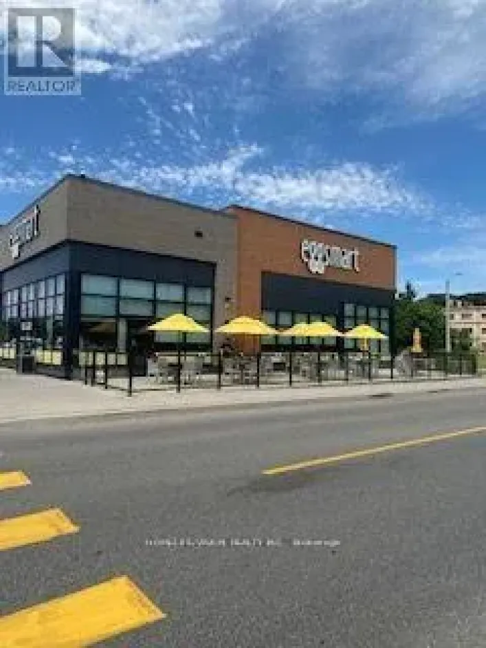 123 PIONEER PARK DRIVE, Kitchener