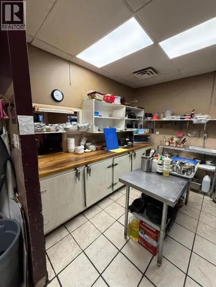 123 Restaurant Avenue, Calgary