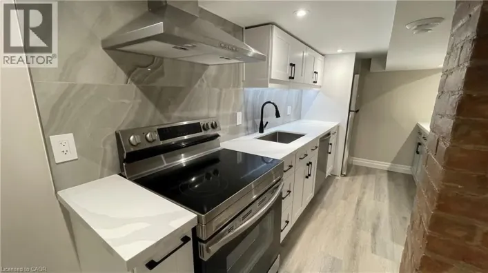 123 ROBINSON Street Unit# 4, Hamilton