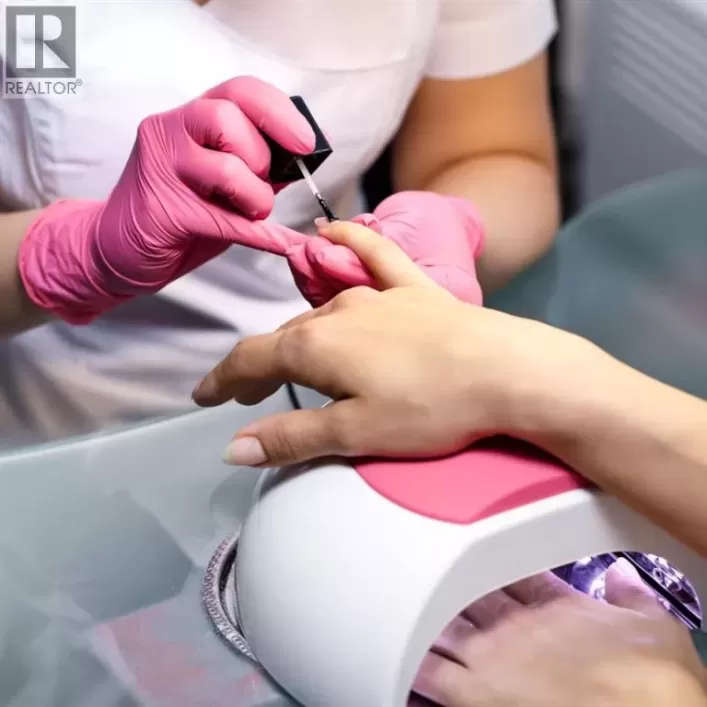 123 spa Street SE, Calgary