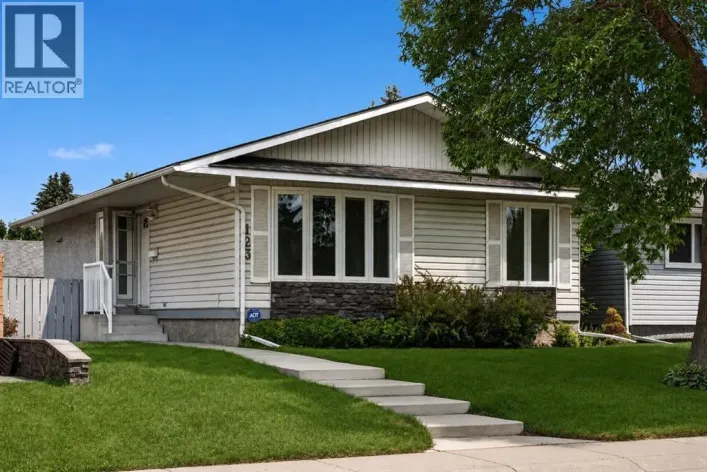 123 Templewood Road NE, Calgary