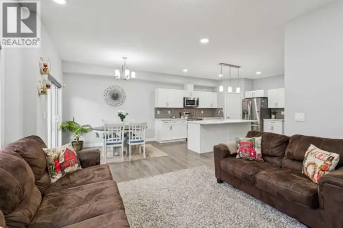 123 Walcrest Way SE, Calgary