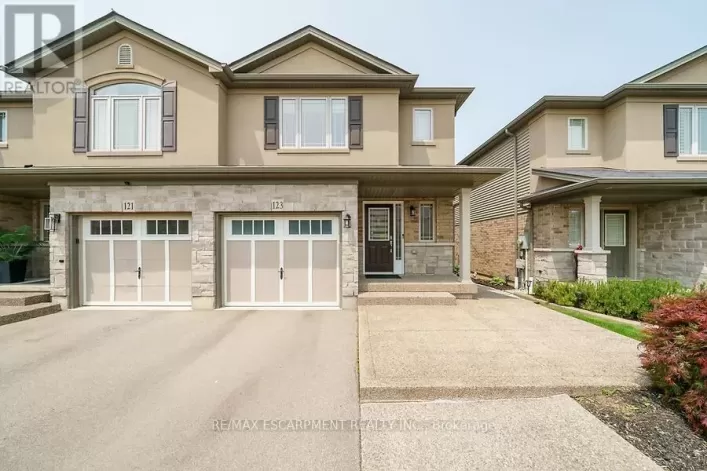 123 WESTBANK TRAIL, Hamilton
