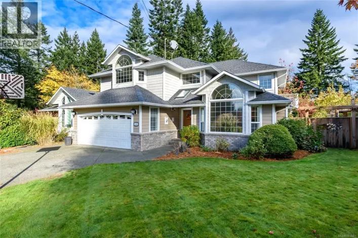 1230 Glen Urquhart Dr, Courtenay