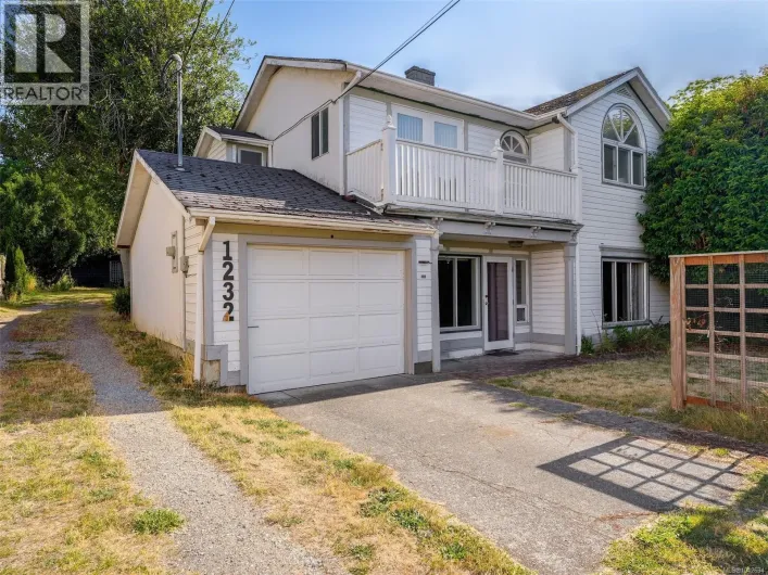 1232 Richardson St, Victoria
