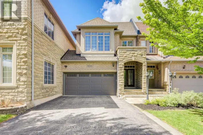 1233 AGRAM DRIVE, Oakville