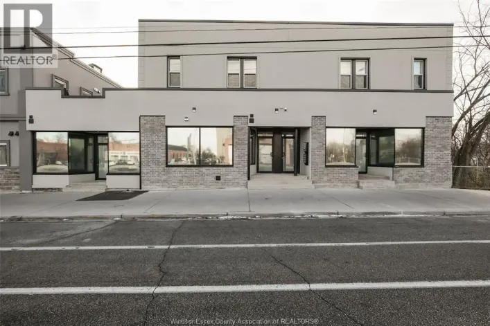 1233 University AVENUE West, Windsor