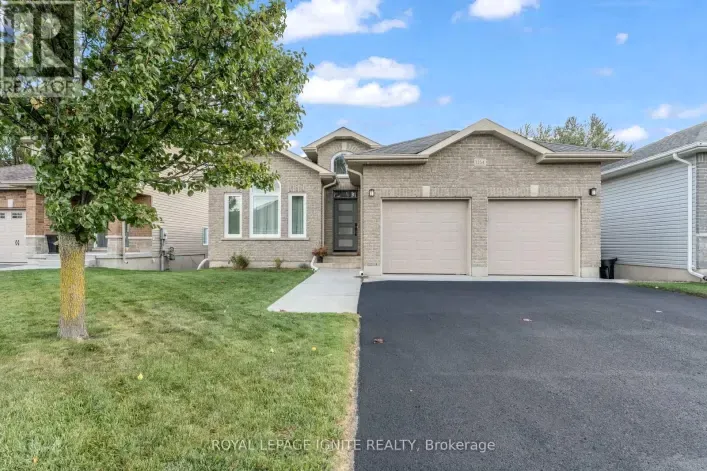 House for sale: 1234 MAZZOLIN CRESCENT, Kingston