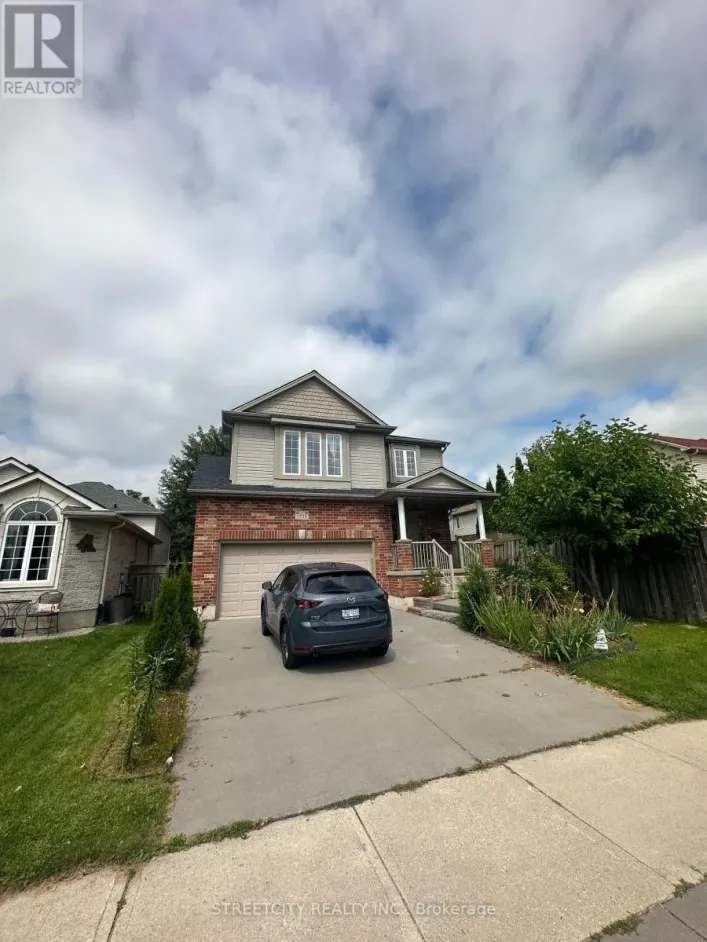 1234 SOUTH WENIGE DRIVE, London North