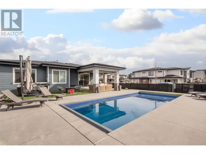 1235 Ponds Avenue, Kelowna
