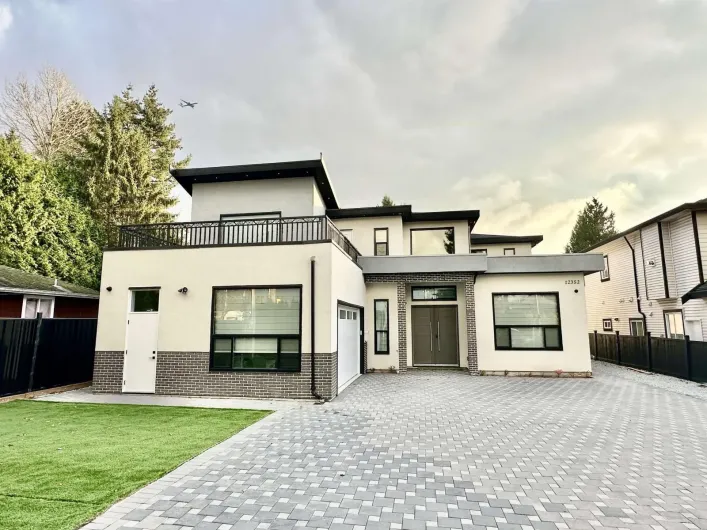 12352 96 AVENUE, Surrey