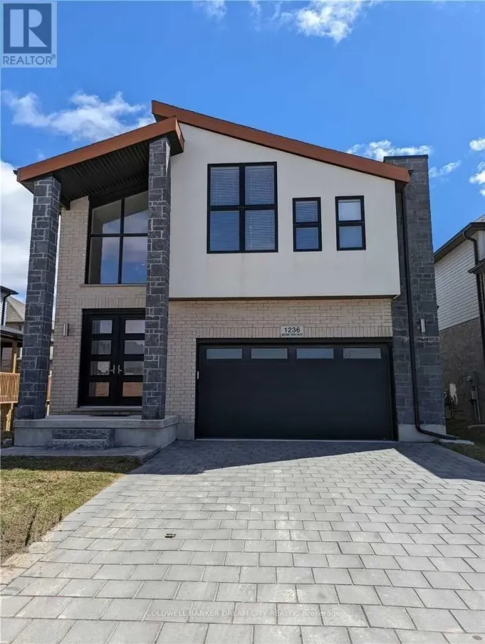 1236 MEDWAY PARK DRIVE, London North