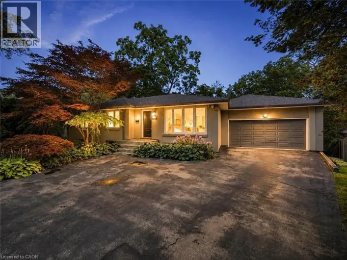 1239 BALDWIN Drive, Oakville
