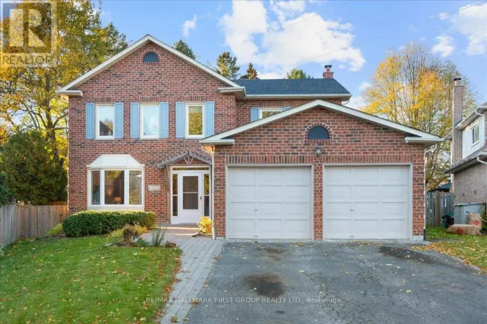 1239 FIELDSTONE CIRCLE, Pickering