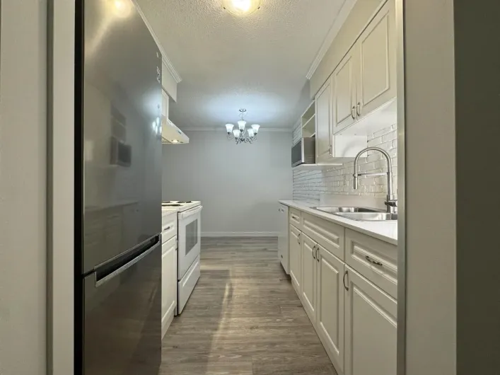 124 11806 88TH AVENUE, Delta