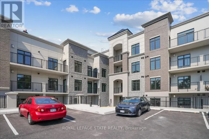 124 - 153 WILSON STREET W, Hamilton