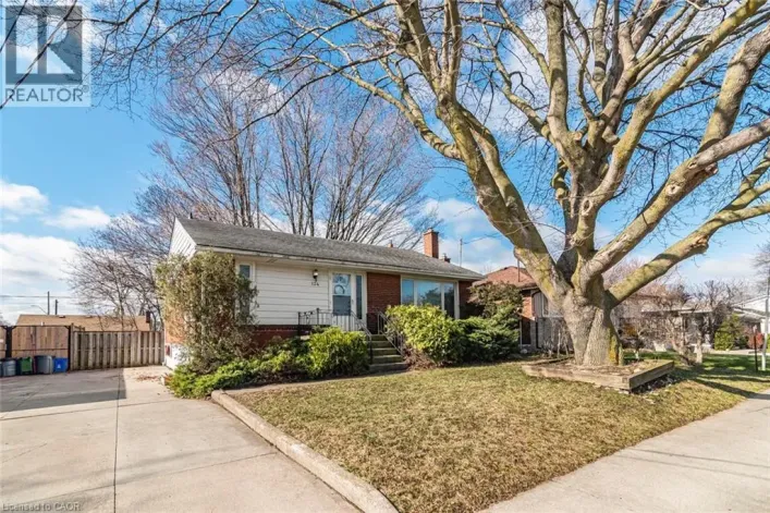124 BROKER Drive, Hamilton