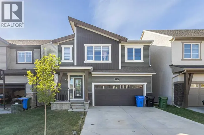 124 Carringham Way NW, Calgary