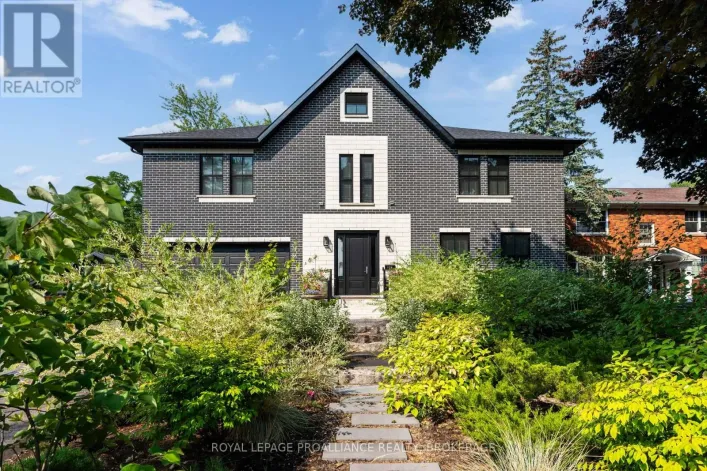 124 CHURCHILL CRESCENT, Kingston