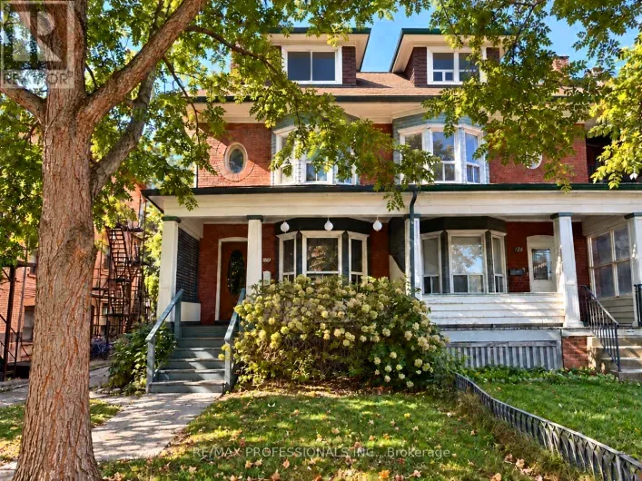 124 CLOSE AVENUE, Toronto