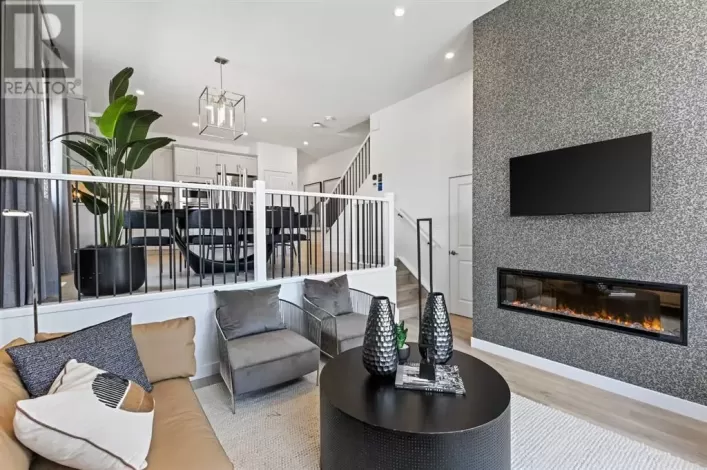 124 Corner Glen Avenue NE, Calgary