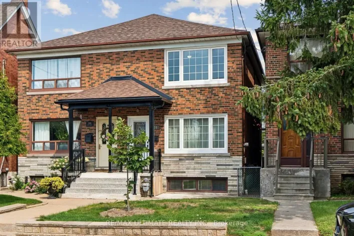 124 HOPE STREET, Toronto