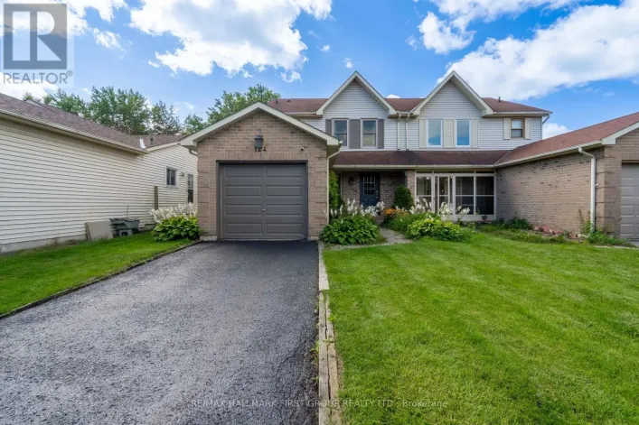 124 HUMPHREY DRIVE, Ajax