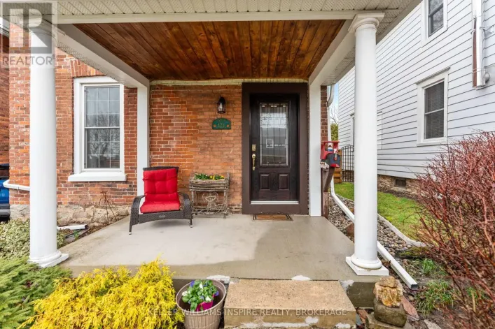 124 JOHN STREET, Gananoque