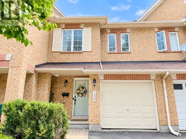 124 LANDOVER CRESCENT, Ottawa