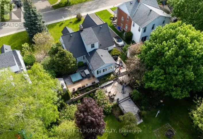 124 LYDIA AVENUE, Milton