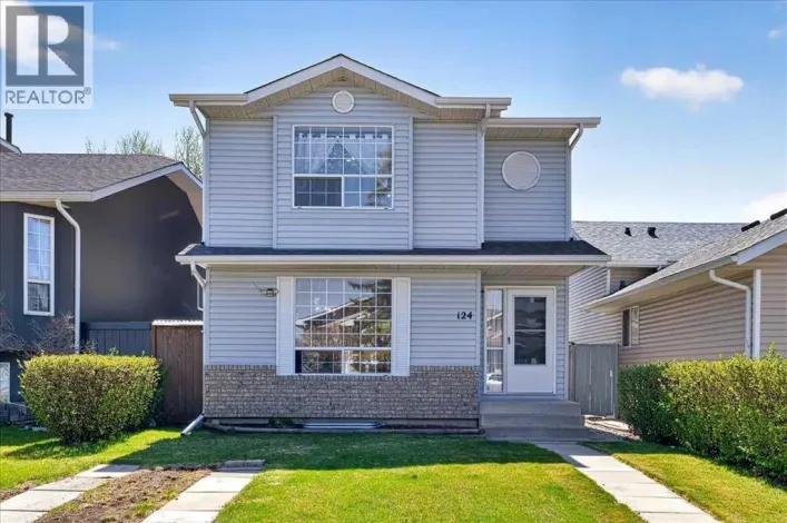 124 Martinwood Court NE, Calgary