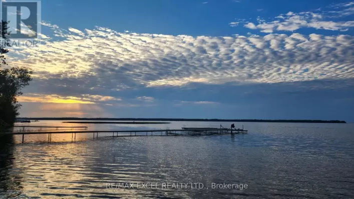 124 MOORE'S BEACH ROAD, Georgina