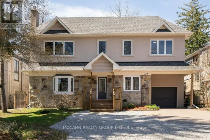 124 SCARBORO CRESCENT, Toronto