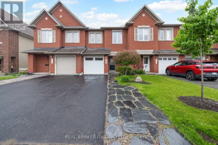 124 SILVERMOON CRESCENT, Ottawa