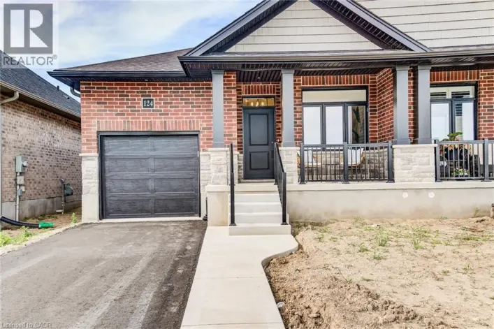124 SOUTH PARKWOOD Boulevard, Elmira