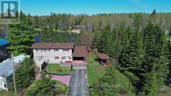 124 SUNSET BAY ROAD, Iroquois Falls