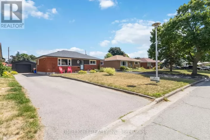 124 SUSAN AVENUE, London East