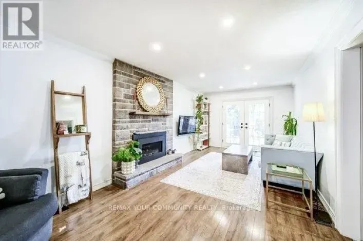 124 TYSON DRIVE, East Gwillimbury